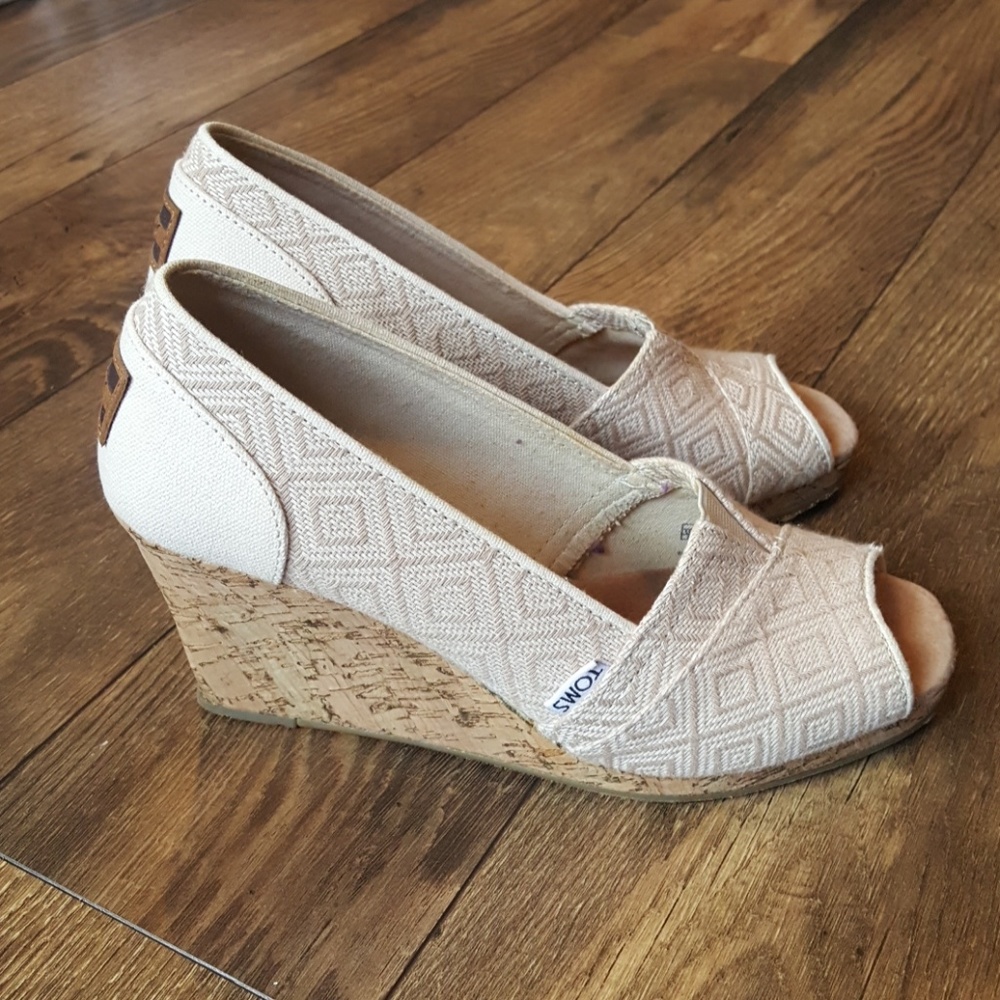 Tom's Wedge heels